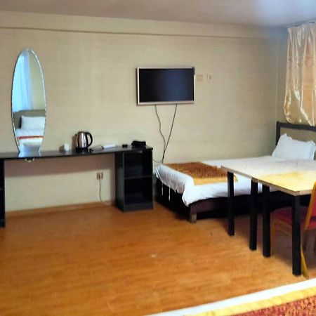 Horeka Hotel Ulan Bator Rum bild